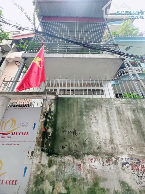 BÁN ĐẤT TÂY TỰU 63M2, TẶNG NHÀ CŨ 3 TẦNG, Ô TÔ VÀO NHÀ, CÁCH MẶT PHỐ 30M, SỔ ĐỎ ĐẸP