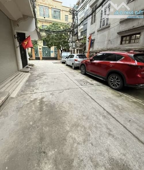 10 TỶ-46M-5TẦNG-MT4M- OTO VÀO NHÀ - PHỐ PHƯƠNG MAI - ĐỐNG ĐA - CỰC HIẾM.