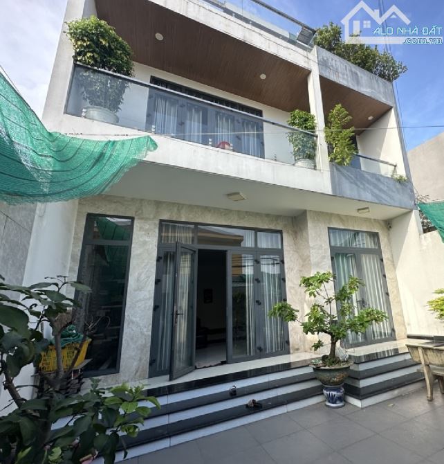 🏡 BIỆT THỰ MẶT TIỀN XUÂN THỚI THƯỢNG - NGANG KHỦNG 8M 📍 Ngay Trường Tiểu Học XTT, Hóc Mô
