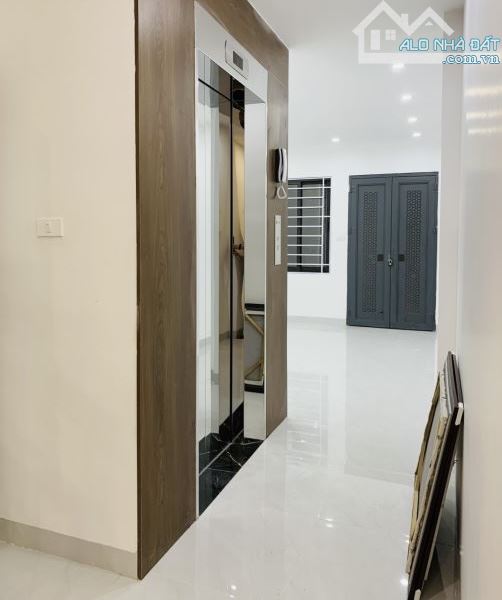 Bán nhà Hào Nam 52m2 phân lô oto tránh 7 tầng thang máy 21.9 tỷ - 2
