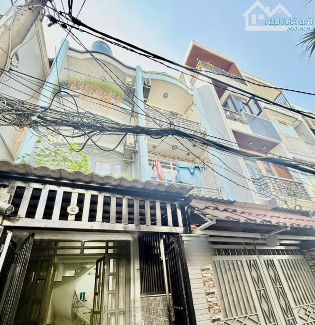 NHÀ 3 TẦNG BTCT💥40M2 CN💥 - THÍCH QUẢNG ĐỨC - PHÚ NHUẬN - 4 PHÒNG NGỦ - CHỈ NHỈNH 5 TỶ.