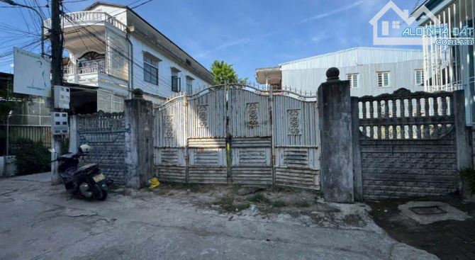 Bán Lô Góc 2 mặt tiền 432m2 kiệt Ô tô Lê Trung Đình- Nội Thành Tp.Huế giá chỉ 8,x tỷ
