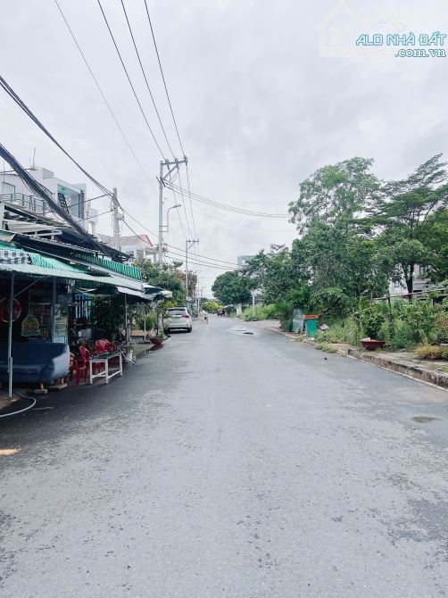Đất full thổ cư 80m2 Dt 5*16m Sổ hồng riêng sang tên liền