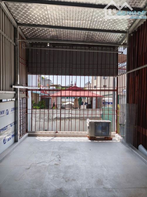 Cho thuê nhầ  Phố Lò Đúc, Phường Đồng Nhân, Quận Hai Bà Trưng, Hà Nội, 5 tầng giá 12.5tr.