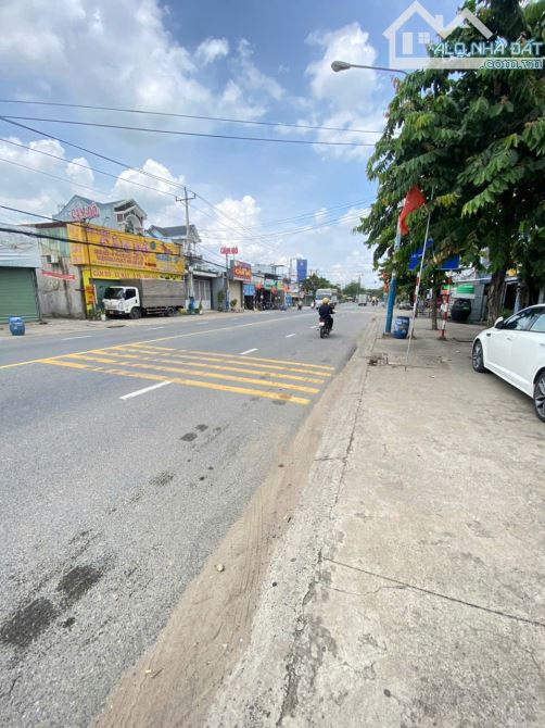 Bán 1 kiot và 30 phòng trọ MT đường ĐT743B p.Dĩ An Tp.Dĩ An chỉ 35ty TL M7368
