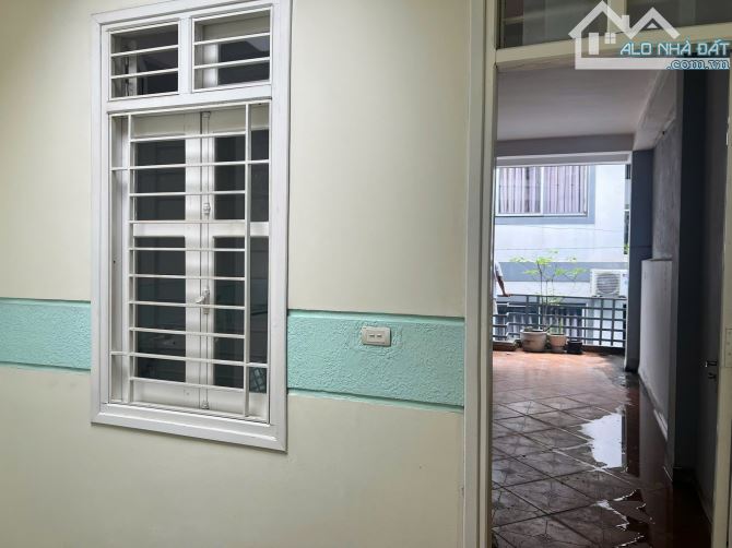 Bán nhà Đống Đa 55m2- Ô TÔ TRÁNH- kinh doanh đỉnh - mặt tiền rộng chỉ nhỉnh 15 tỷ - 10