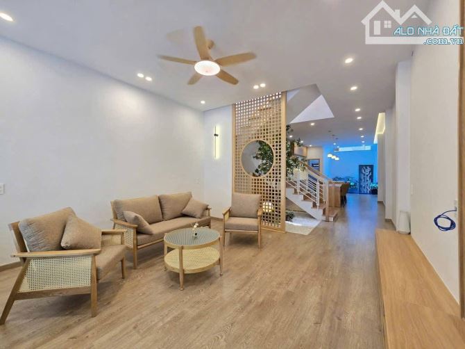 NHÀ MỚI 3 TẦNG – FULL NỘI THẤT CAO CẤP – NGAY TRỤC LÊ THANH NGHỊ - 10