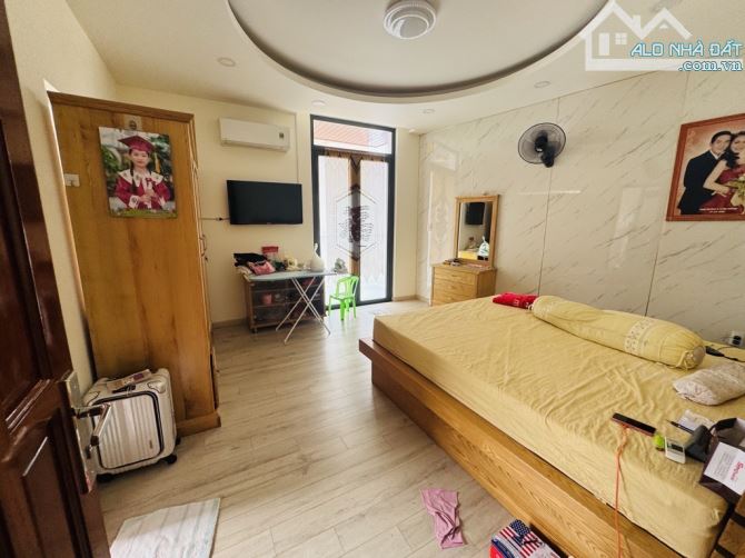 🏡H.àng t.uyển THĐ - 144m2 - 4 T.ầng - N.gang l.ớn 7.5m - h.ẻm 3m - 4pn , có kết cấu 🏡 - 10