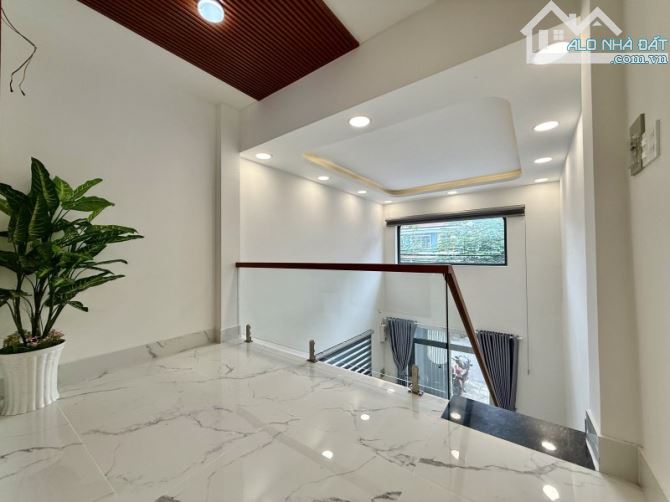 MẶT TIỀN NỘI BỘ 12M DƯƠNG BÁ TRẠC QUẬN 8 SÁT BÊN Q1, 60M2 - 10