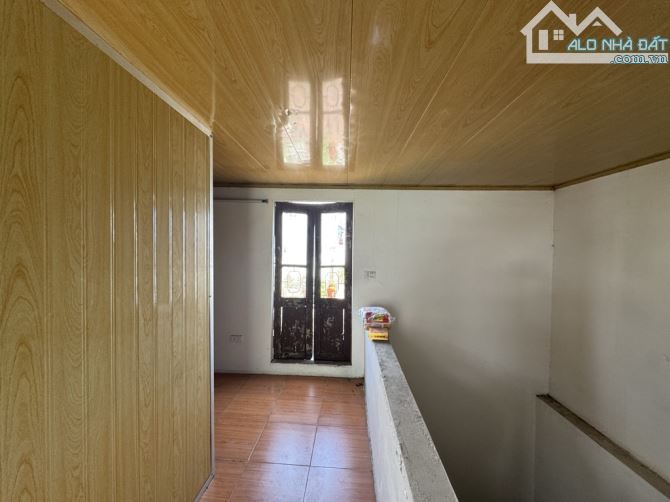 Nhỉnh hơn 10 tỷ/ 63 m2/4 tầng/ 5 M tiền/ Thạch Bàn.Gara Ô tô - 10