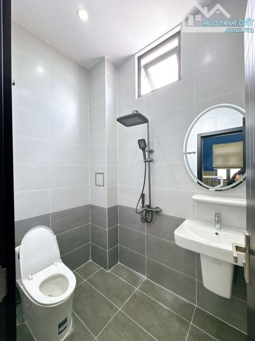 NHÀ TRỆT LẦU GÓC 2MẶT TIỀN HẺM TỔ 3 NGUYỄN VĂN LINH- NỘI THẤT CAO CẤP GẦN BÊN ĐH Y DƯỢC - 10