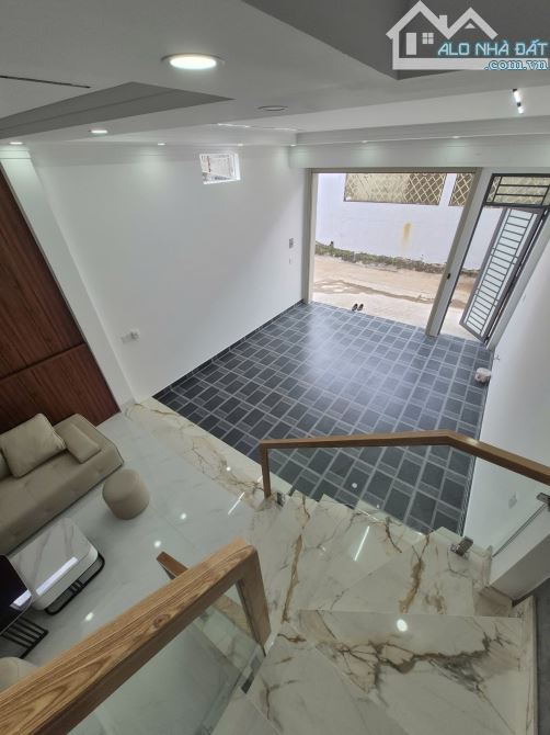 Bán nhà mê mới góc 2 mặt tiền hẻm 100 Amakhe , P.Tân Lập , TP BMT - 11