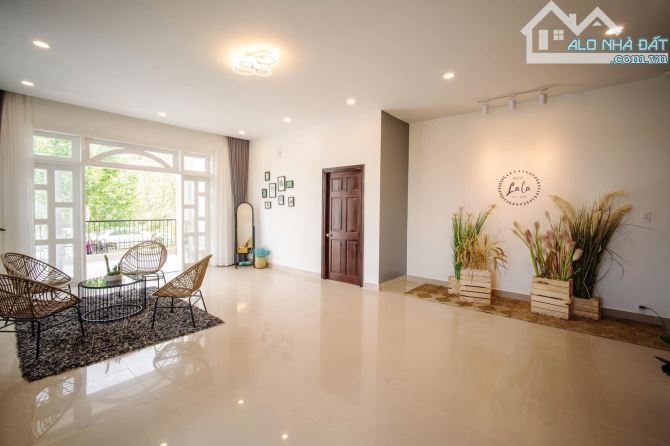BIỆT THỰ NGHỈ DƯỠNG 2 MẶT TIỀN ĐƯỜNG LỚN - VỊ TRÍ PHƯỜNG 8 GẦN NGÃ NĂM ĐẠI HỌC ĐÀ LẠT - 11