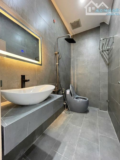 Nhà đẹp 5Tầng mới Gara Ô Tô, Tặng Nội Thất Cao Cấp gần khu Tên Lửa chỉ 7,4 Tỷ TL - 11