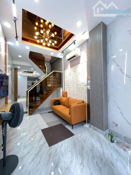 NHỈNH 6TỶ HXT 8M THÔNG TỨ TUNG 3 CĂN RA MẶT TIỀN LÊ VĂN SỸ 43M2 - 11