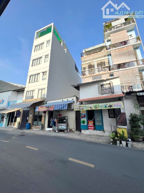 Căn Hộ Dịch Vụ hẻm 12m Ung Văn Khiêm, P.25, Bình Thạnh, HĐT 325 triệu, Chỉ 88 Tỷ - 1