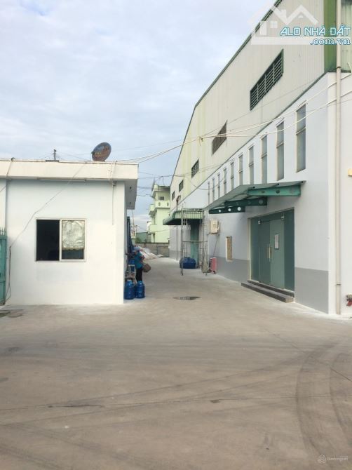 Cho Thuê 3000 M2 Xưởng Vĩnh Tân Tân Uyên , PCCC Tự Dộng , Đường Xe Công , Giấy Tờ đầy đủ - 1