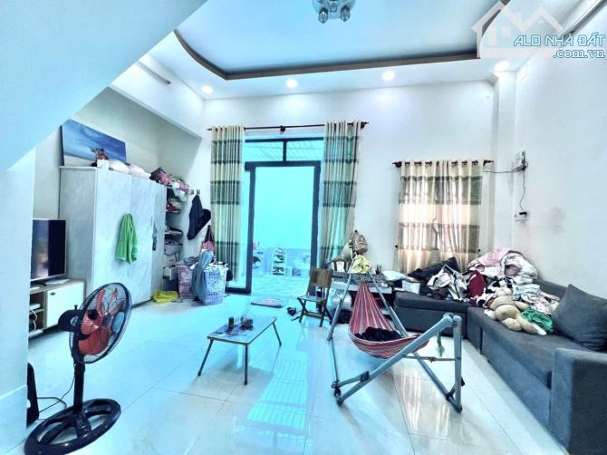 💁‍♂️Gáp bán nhà 2 tầng 55mv, nở hậu. Hoàn công đủ, Hẻm xe hơi, Gần bệnh viện, Tăng  A. - 1