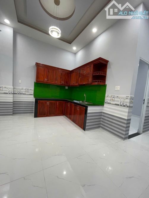 cần bán gấp nhà 1 trệt 1 lầu đúc 100m2 ở nguyễn văn bứa - 1