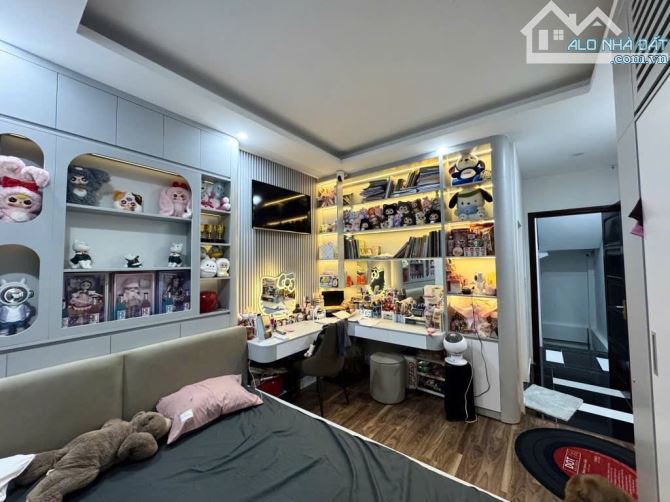 KIM ĐỒNG – NHÀ MỚI THANG MÁY – NỘI THẤT XỊN – 38M², 5 TẦNG, MT 4.5M – GIÁ CHỈ 10 TỶ - 1