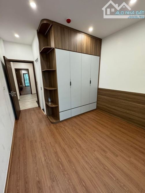 Bán nhà Yên Lãng Đống Đa, 53m2 * 5 tầng thang máy, MT 3,5M. Giá 15.5 tỷ - 1