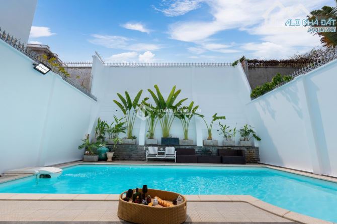 SIÊU PHẨM BIỆT THỰ 1 TRỆT 2 LẦU – CÁCH BIỂN BÃI SAU 200M. GIÁ 27 TỶ TL - 1