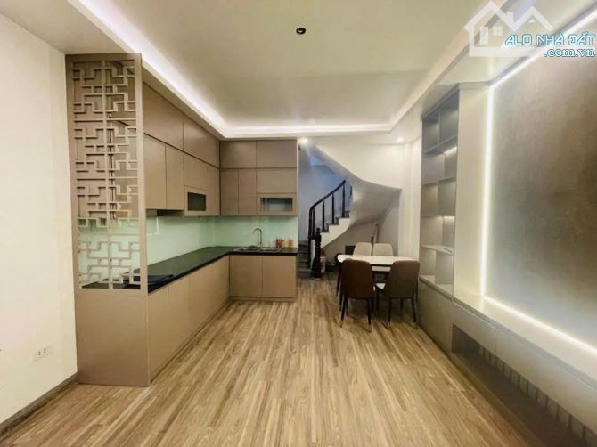BÁN NHÀ MỸ ĐÌNH 5 TẦNG - 6.8 TỶ - TRUNG TÂM MỸ ĐÌNH - NỘI THẤT SANG XỊN - NHÀ DÂN XÂY - 1