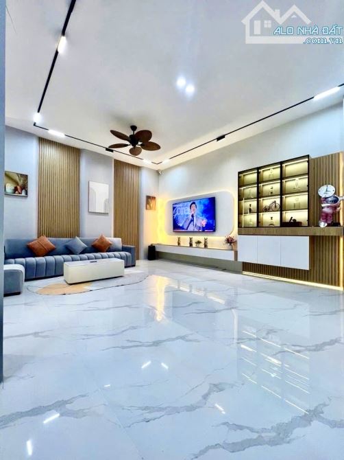 🔴❗️Căn góc 3 tầng hẻm oto FULL NỘI THẤT ngay NGUYỄN THỊ ĐẶNG, TTH_ Q12 - 80m2 - 💰 5,68Tỷ - 1