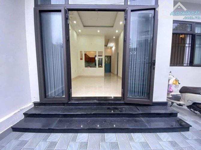 CHO THUÊ NHÀ CẤP 4 KIỆT LÊ NGÔ CÁT, TP HUẾ - 1