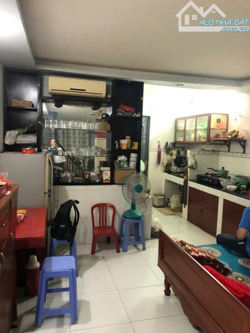 Bán gấp nhà TT Sài Gòn, Nguyễn Thông, sổ vuông vức, ngang 4m, 2 tầng, chỉ 5.7 tỷ(20253966) - 1