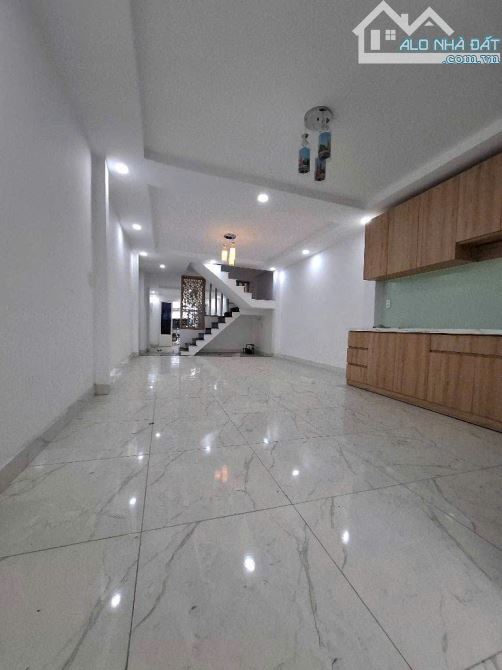 Bán gấp nhà mặt phố Hoàng Ngân, 8,5 tỷ, 89m2, 4PN, 3WC, nhà đẹp nổi bật quận 8 - 1