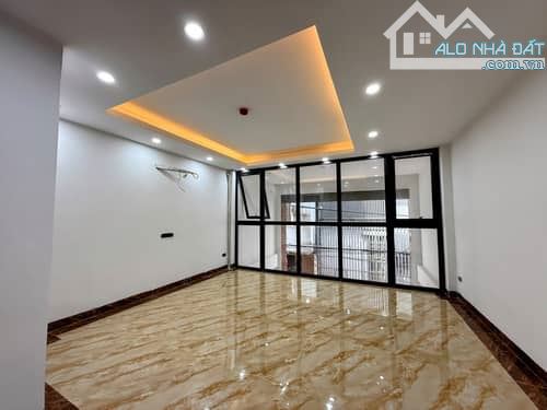 HÓT - THANH XUÂN NHÀ MƠI KOONG - PHÂN LÔ Ô TÔ TRÁNH DT 50M X 7 TẦNG THANG MÁY - MT 4.8M