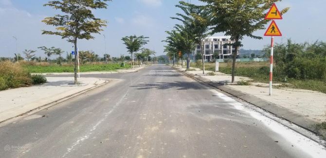 Chủ Ngộp Ra Nhanh Lô Đất Quận 9 - 3Tỷ - SHR - 1
