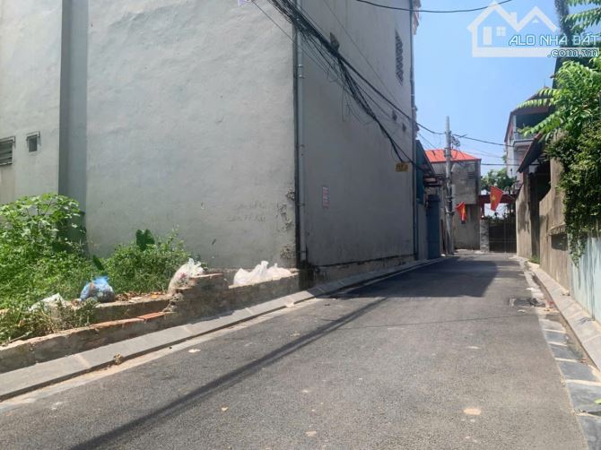 Chủ nhà cần bán lô đất đẹp như hoa hậu chỉ cách bìa làng  có 50m tại Lương Nỗ, Tiên Dương - 1