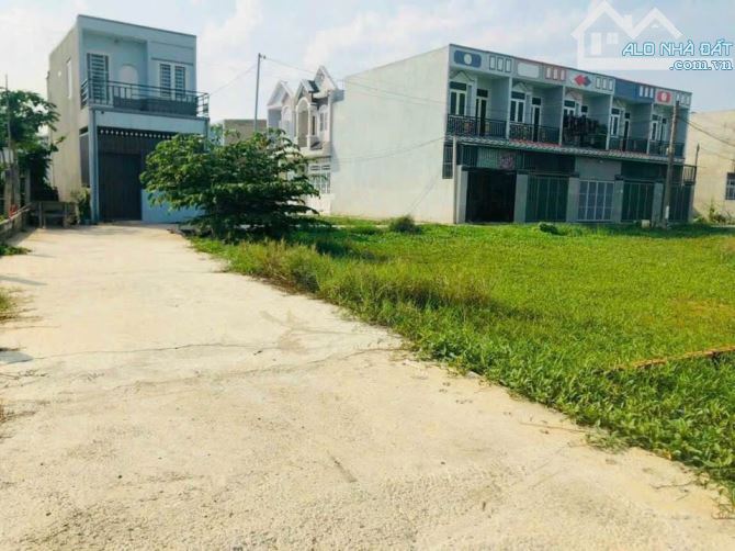chủ kẹt tiền bán gấp lô đất gần chợ mỹ hạnh nam - 140m2- giá chỉ 1 tỷ 180 triệu - - 1