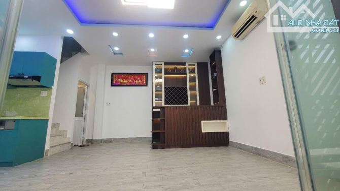 hẻm ba gác hoàng sa, q1 - 31m2 - 4 tầng - giá 6,950 tỷ thương lượng - 1