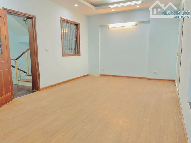 Cho thuê biệt thự Mỗ Lao - Hà Đông. DT 205m2, 4 tầng thang máy, full điều hòa. Ô tô đỗ cửa - 1