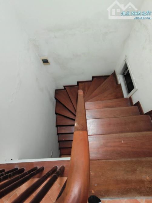 Bán nhà Thái Hà gần phố ở ngay dân xây khung cột chắc chắn 31m 5 tầng đầy đủ công năng giá - 1