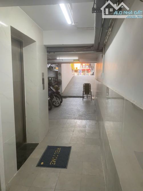 chủ cần tiền chữa bệnh cần bán gấp nhà mặt tiền trần hưng đạo quận 1 hầm 7 tầng - 1