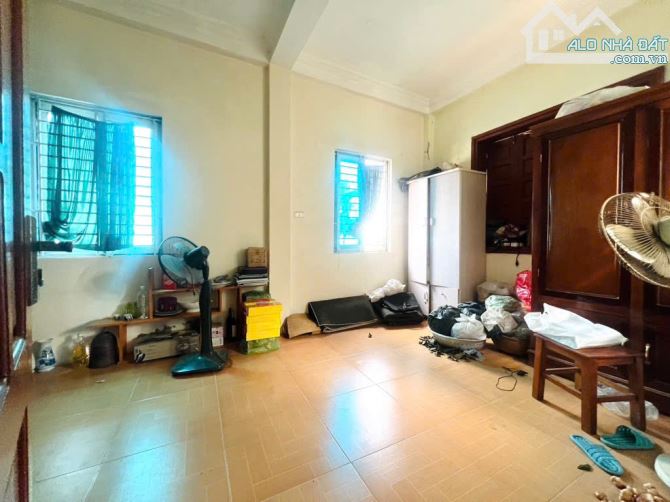 Nhà Ngọc Trục,Đại Mỗ 3 tầng 70m2 sổ,dân xây chắc chắn,MT rộng,xây CCMN đẹp luôn 11,5 tỷ - 1