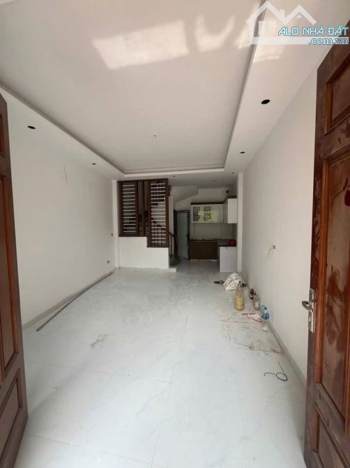 BÁN NHÀ LIÊN MẠC - HAI THOÁNG - 10M RA OTO TRÁNH - 31M2 - 5 TẦNG - 4.9 TỶ - 1