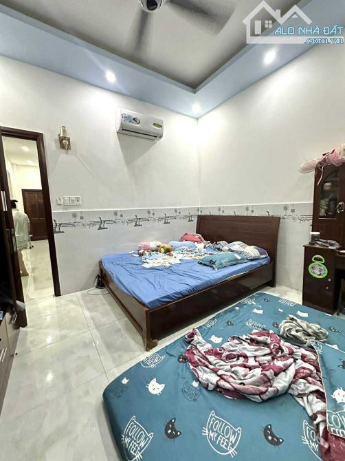 Ngay mã lò - lê văn Qưới- 73m2 - hẻm xe hơi - 3 phòng ngủ - nhỉnh 5 tỷ - 1