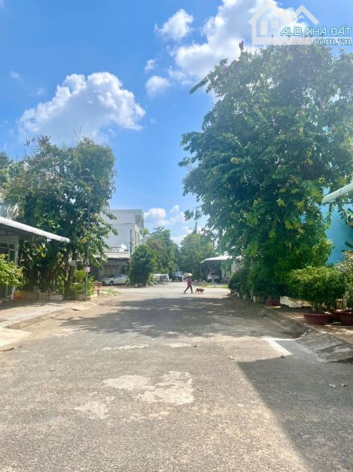 Nắm chủ.  BÁN NỀN ĐẸP 73 B26, HƯNG PHÚ 1 - 1