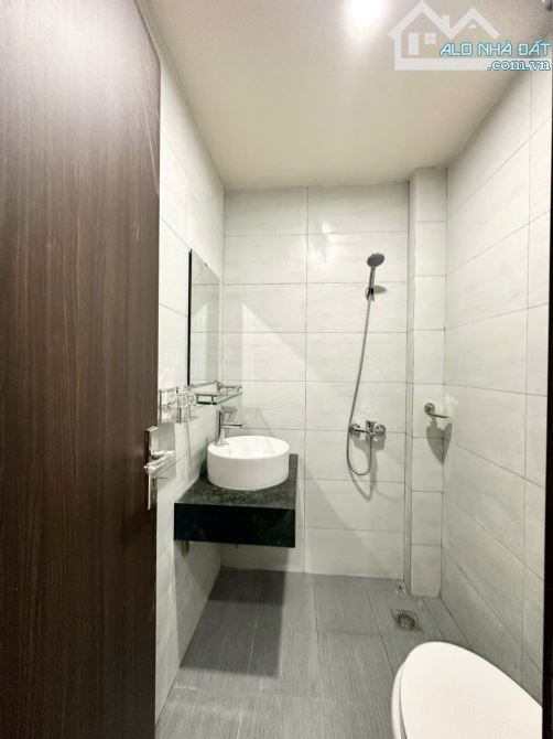 HẠ YÊN QUYẾT - TRUNG KÍNH - CẦU GIẤY - 19 PHÒNG - DÒNG TIỀN TRÊN 120 TRIỆU/THÁNG, 24.4 TỶ - 1