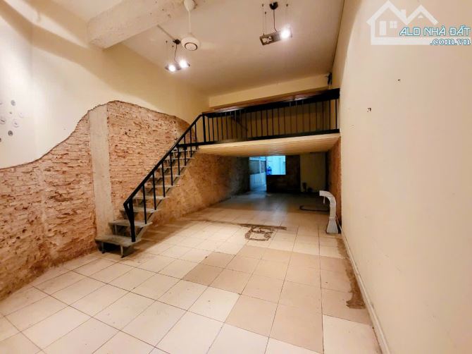 Cho thuê nguyên căn Tôn Thất Thiệp, 100m2 ngày phố đi bộ Nguyễn Huệ, giá 22tr - 1