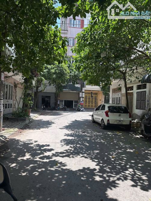 Bán gấp! Chiến thắng, Văn Quán DT 45m2, ô tô tránh, vỉa hè, kinh doanh, nhỉnh 13 tỷ - 1