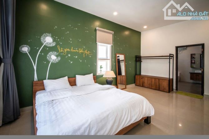 BIỆT THỰ NGHỈ DƯỠNG 2 MẶT TIỀN ĐƯỜNG LỚN - VỊ TRÍ PHƯỜNG 8 GẦN NGÃ NĂM ĐẠI HỌC ĐÀ LẠT - 1