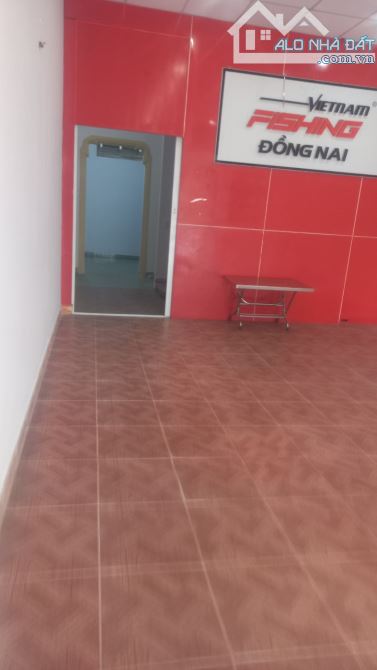 Cho thuê nhà mặt tiền đường Đồng Khởi giá hot - 1