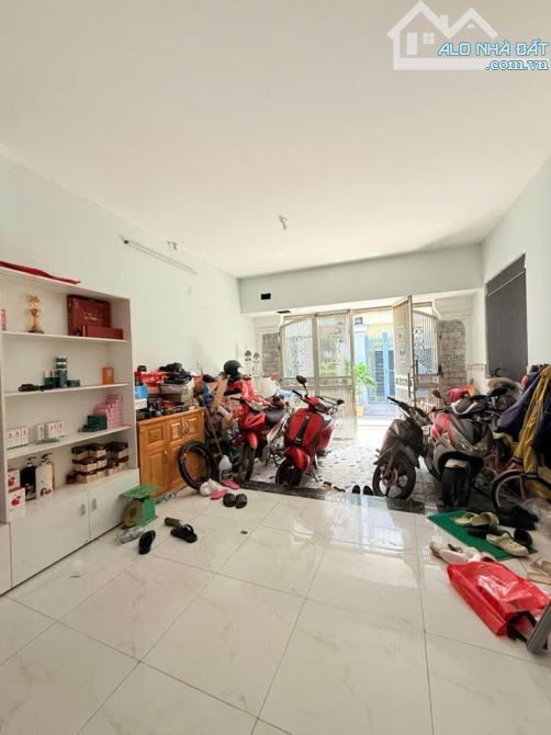 Căn Góc 2 mặt hẻm xe hơi  thoáng   ngay Nguyễn Văn Khối  P9 Gò Vấp  4.3x19m Giá 7.3 tỷ - 1