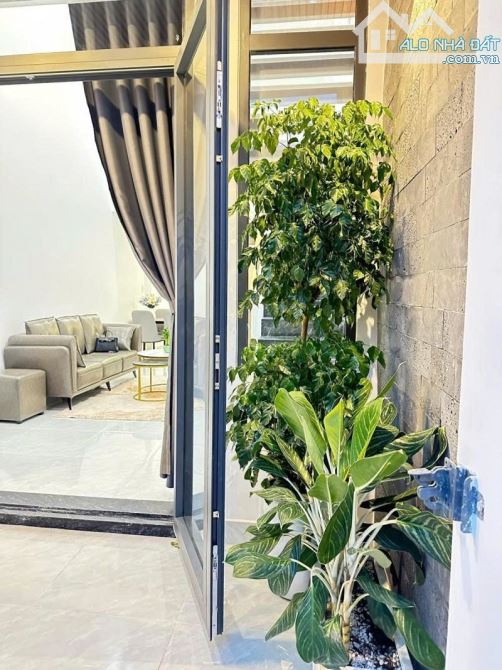 🚀 NHÀ ĐẸP GIÁ MỀM – ĐINH THỊ HÒA – 2 TẦNG – FULL NỘI THẤT – 3.85 TỶ  📍 Vị trí vàng: - 1